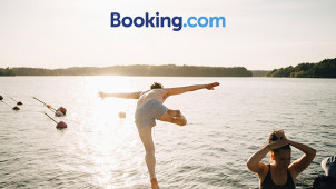 15% Off Early 2022 Deals + a Free £30 Voucher with Upfront Bookings Over £260 at Booking.com